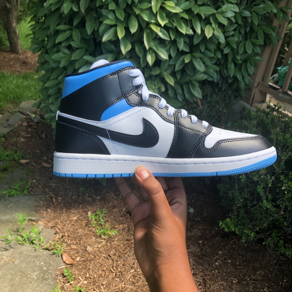 Meet your Posher, Abel